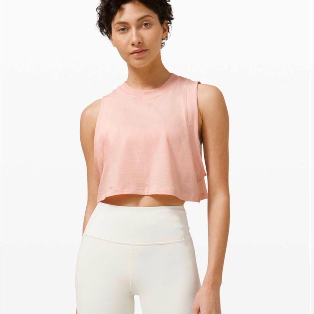 lululemon athletica Cropped Muscle Tank in Light Pink